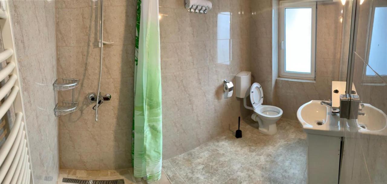 Hostel Jaz Bucarest Extérieur photo