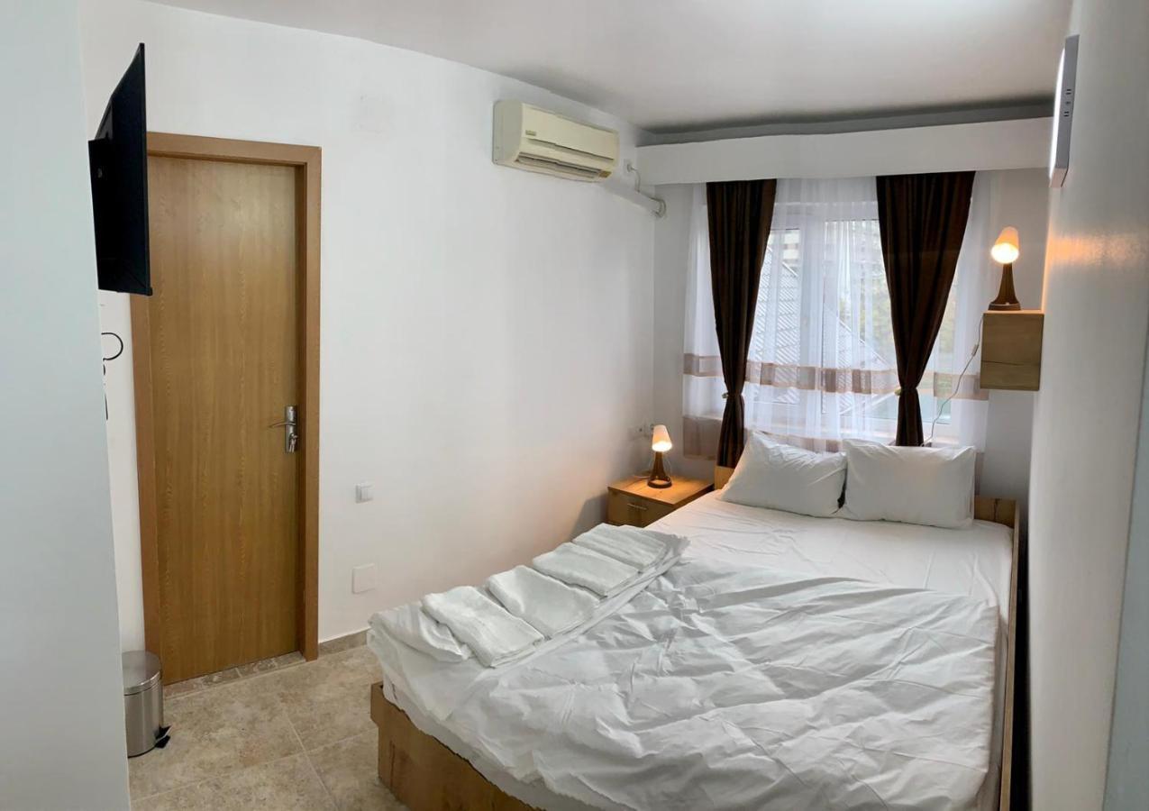 Hostel Jaz Bucarest Extérieur photo