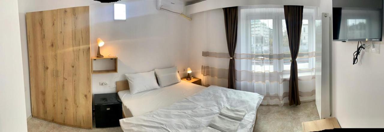 Hostel Jaz Bucarest Extérieur photo