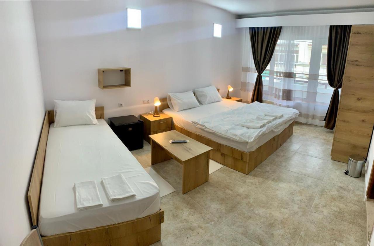 Hostel Jaz Bucarest Extérieur photo